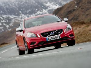 Volvo V60 R-Design 2010 года (UK)